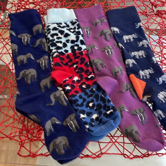 Men’s African elephant, print socks, good condition only worn a couple times - Picture 2 of 6